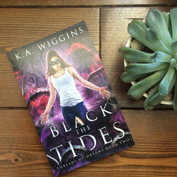 Signed Paperback: BLACK THE TIDES (Threads of Dreams 2)Canadian YA Urban Fantasy - Picture 1 of 2